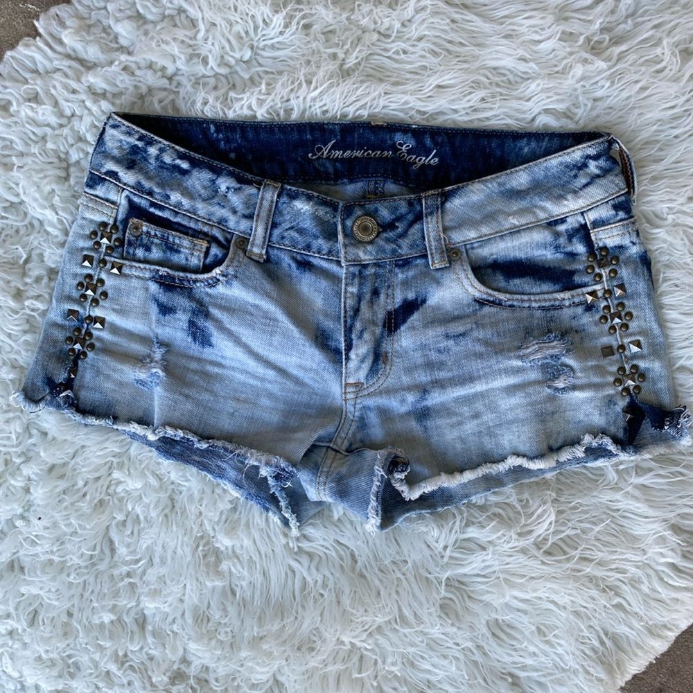 American Eagle Outfitters Distressed Embellished Tye Dye Raw Hem Shorts Sz 2